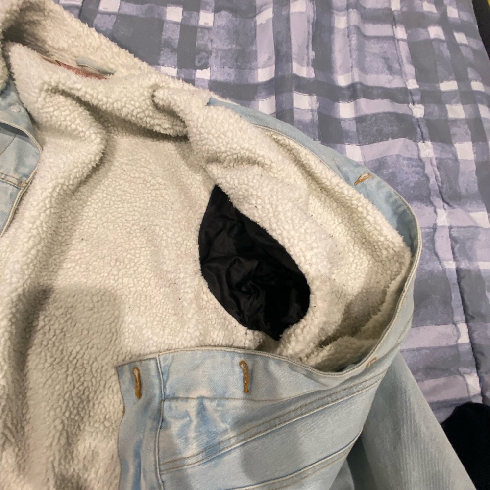 Denim jean jacket SIZE: XL - Picture 7 of 9
